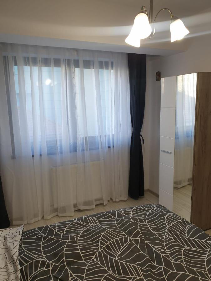 Topaz Central Apartment Bacău Екстериор снимка