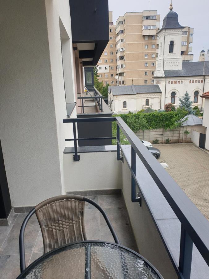 Topaz Central Apartment Bacău Екстериор снимка